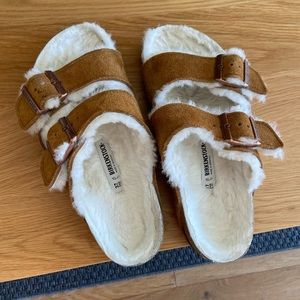 Birkenstocks sherpa lined Arizona